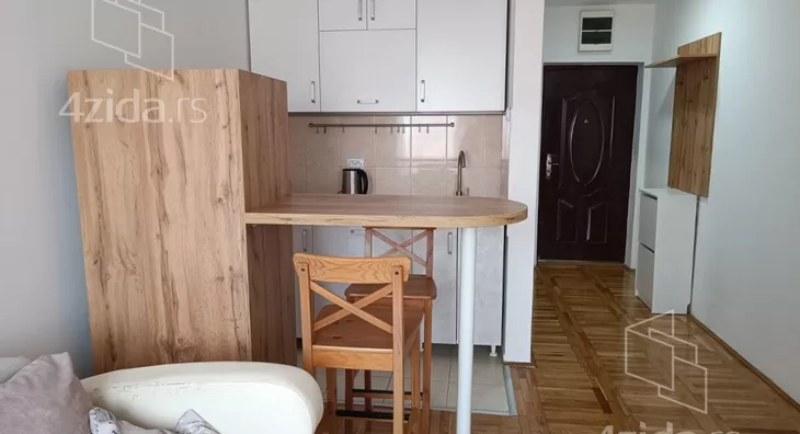 Garsonjera | 4zida