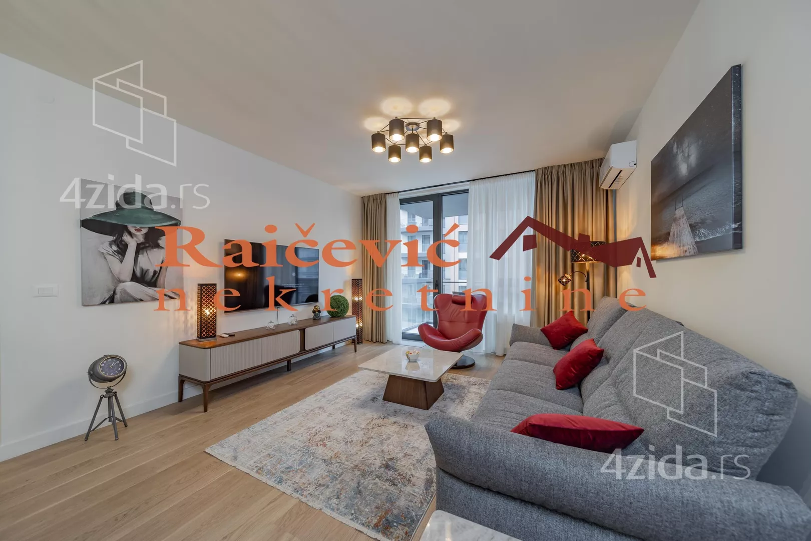 Trosoban stan | 4zida