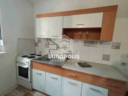 Sremčica | 4zida.rs
