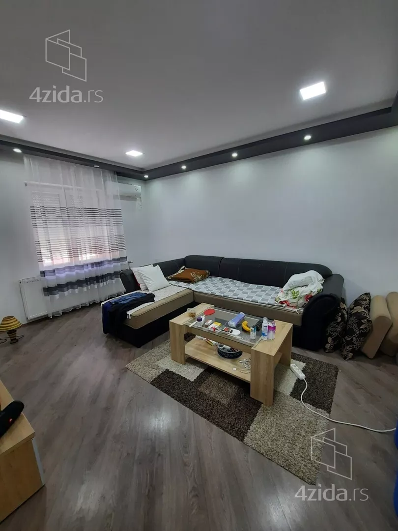 4-etažna kuća | 4zida
