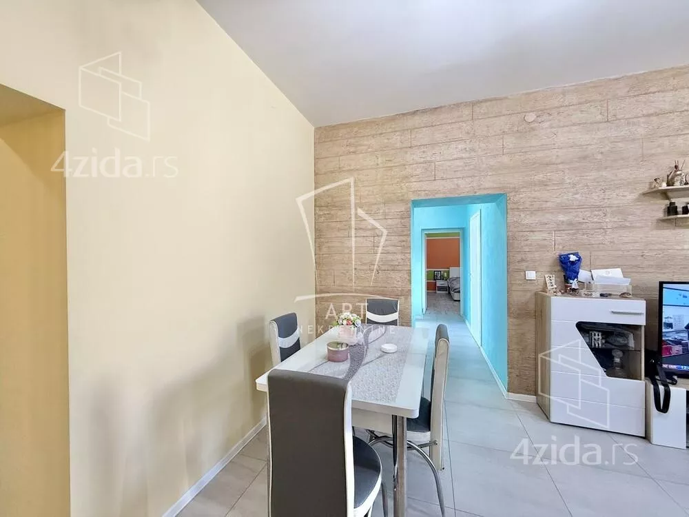 Kuća | 4zida