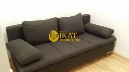 Gospodara Vučića | 4zida.rs