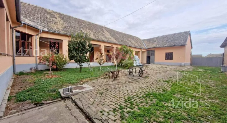 Kuća | 4zida