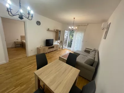 Đorđa Nešića 3 | 4zida.rs