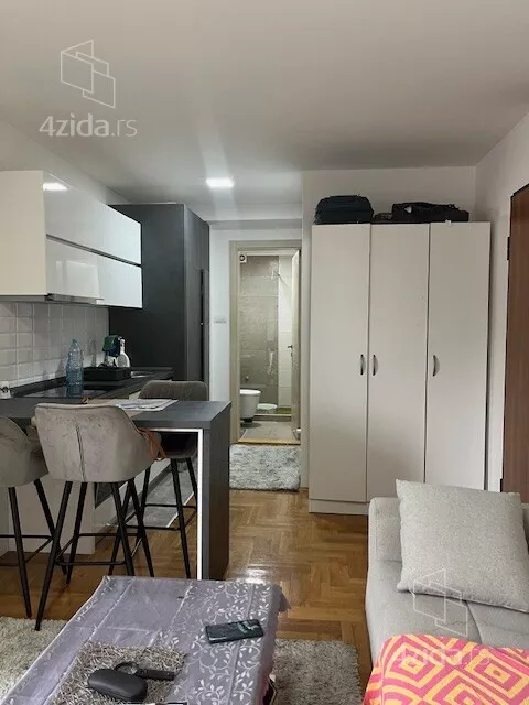 Garsonjera | 4zida