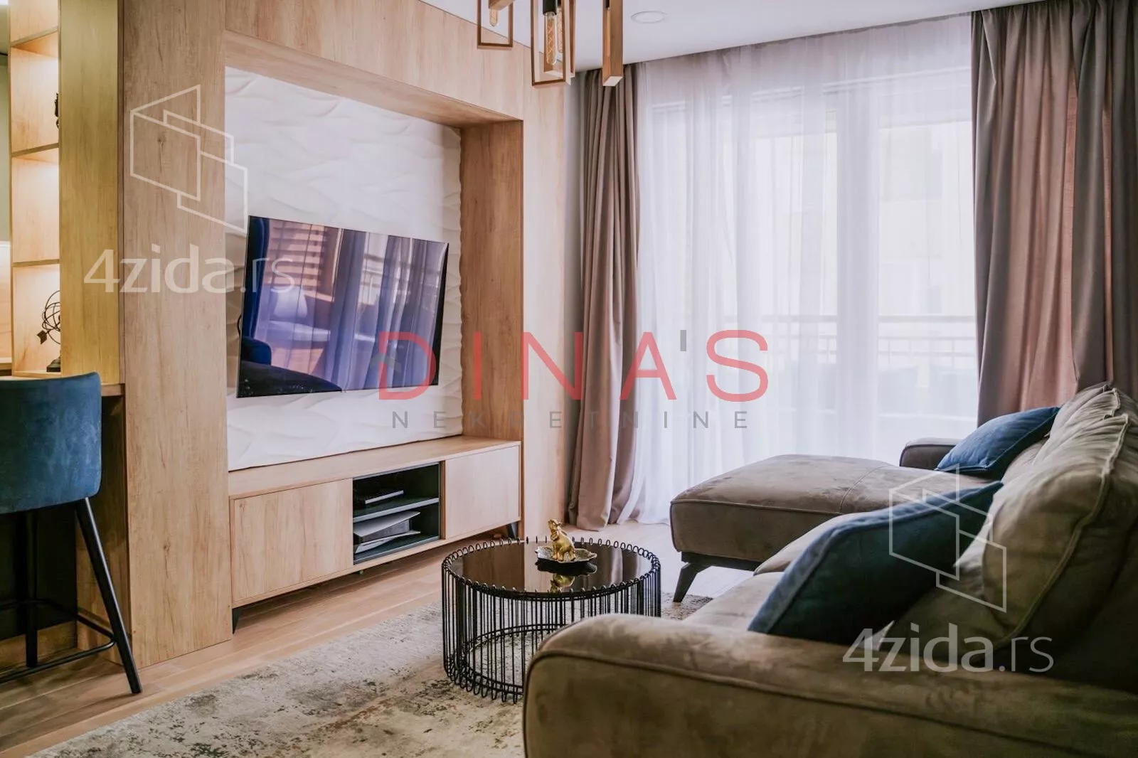 Trosoban stan | 4zida