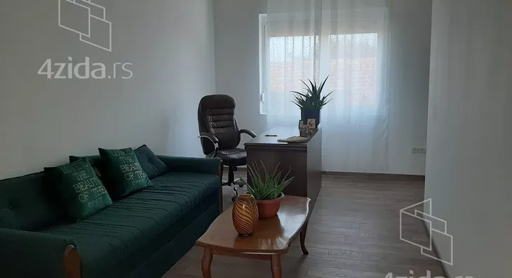 5-etažna kuća | 4zida