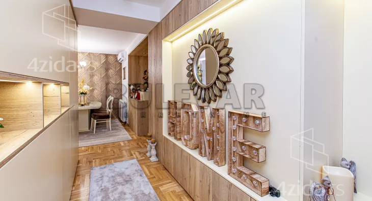 Troiposoban stan | 4zida