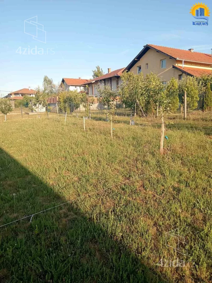 Građevinsko zemljište | 4zida