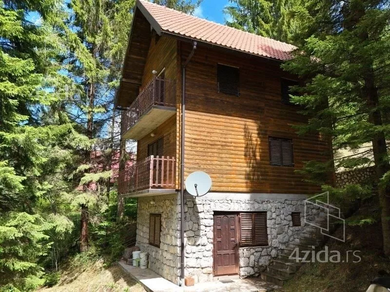 Kuća | 4zida