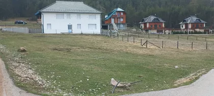 Okolne lokacije | 4zida.rs