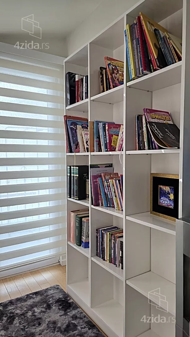 Petosoban stan | 4zida