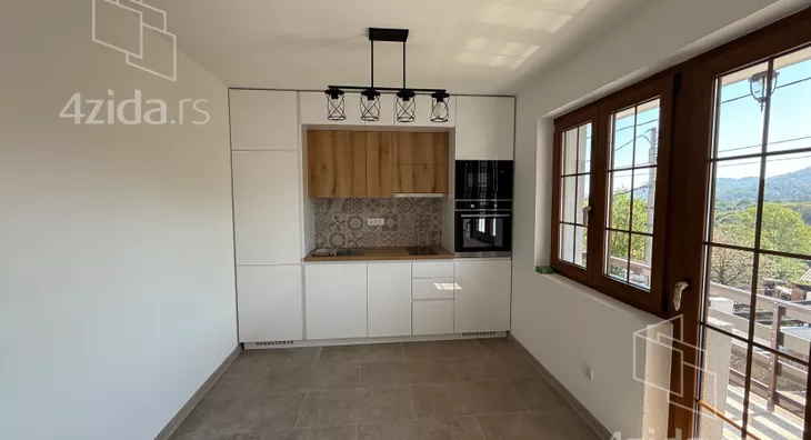 3-etažna kuća | 4zida