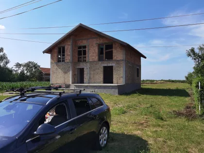 Petrovčić | 4zida.rs