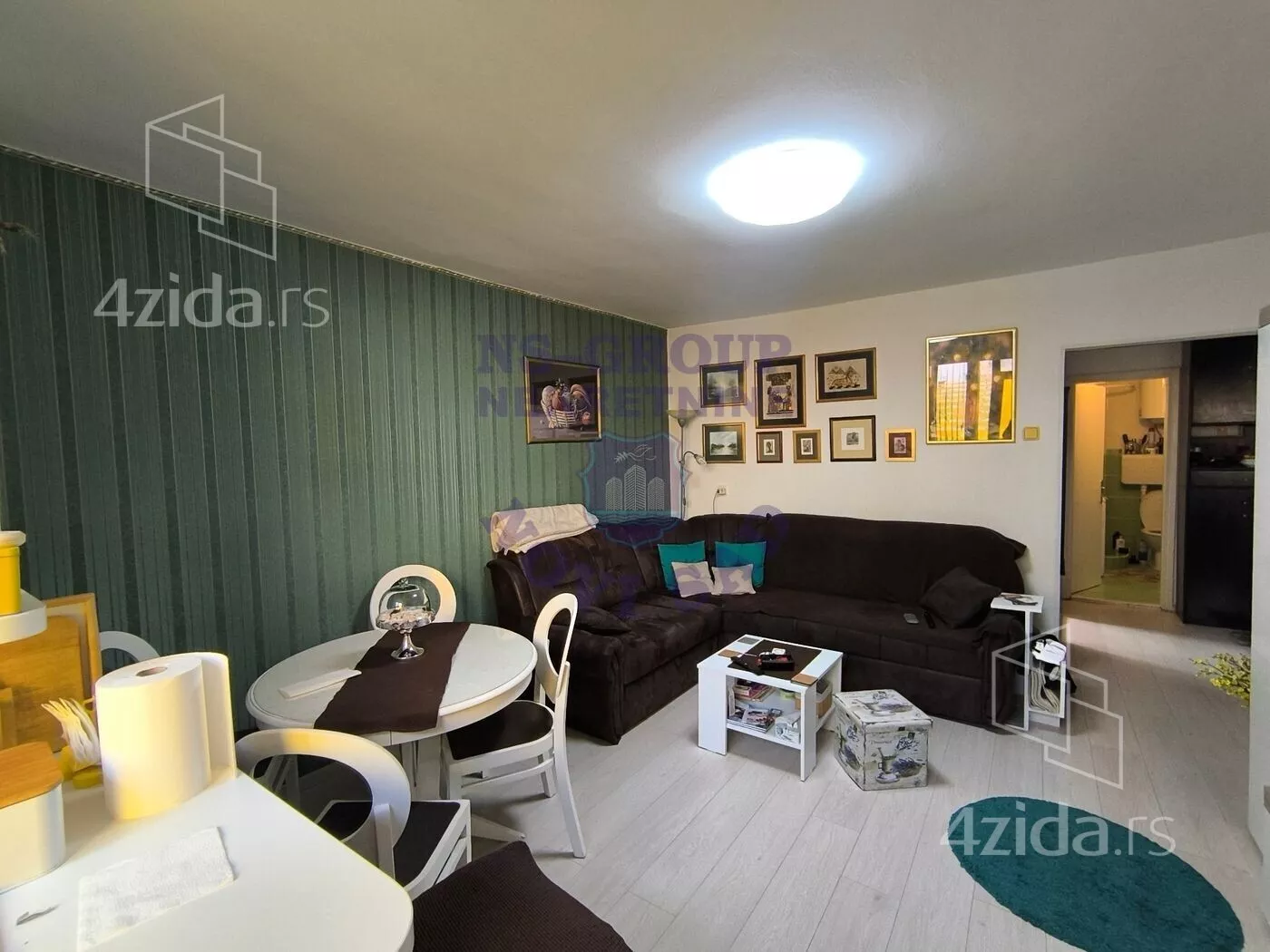 Dvoiposoban stan | 4zida