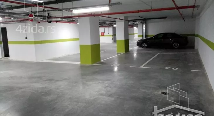 Garaža | 4zida