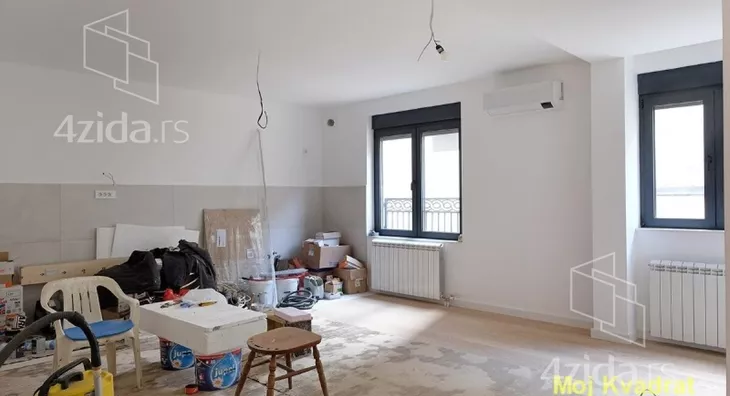 Šestosoban stan | 4zida