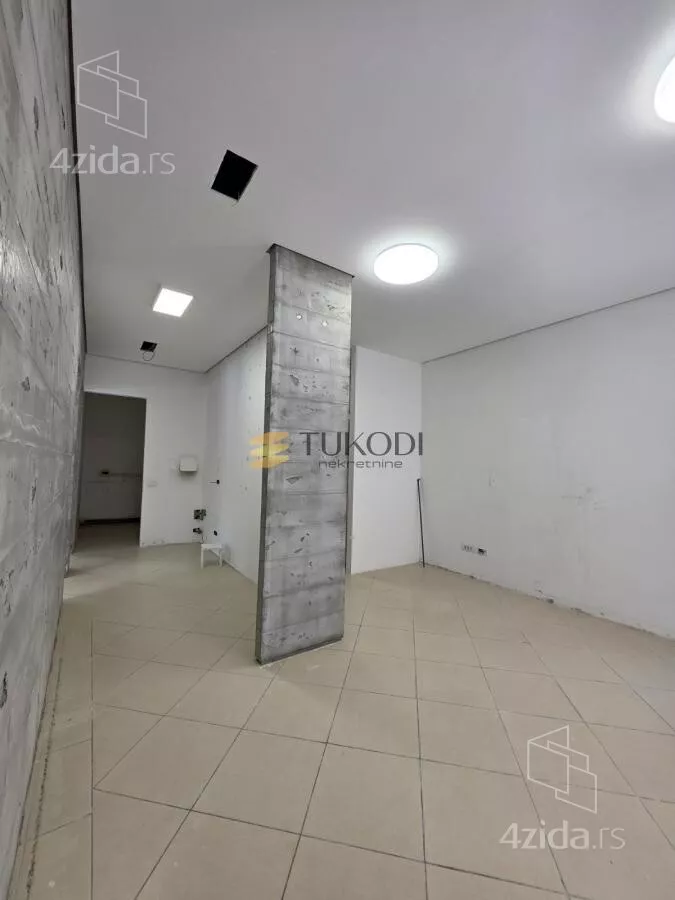 Lokal | 4zida