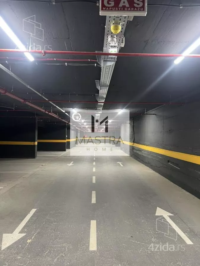 Garaža/Parking | 4zida