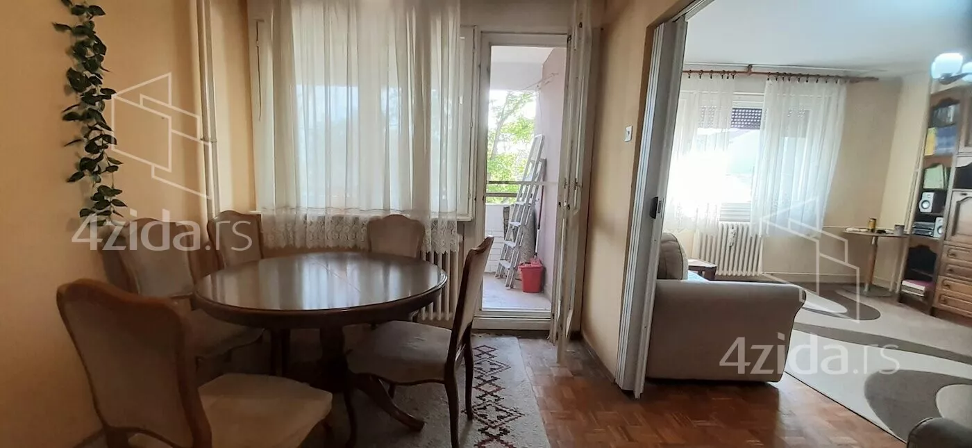 Dvoiposoban stan | 4zida