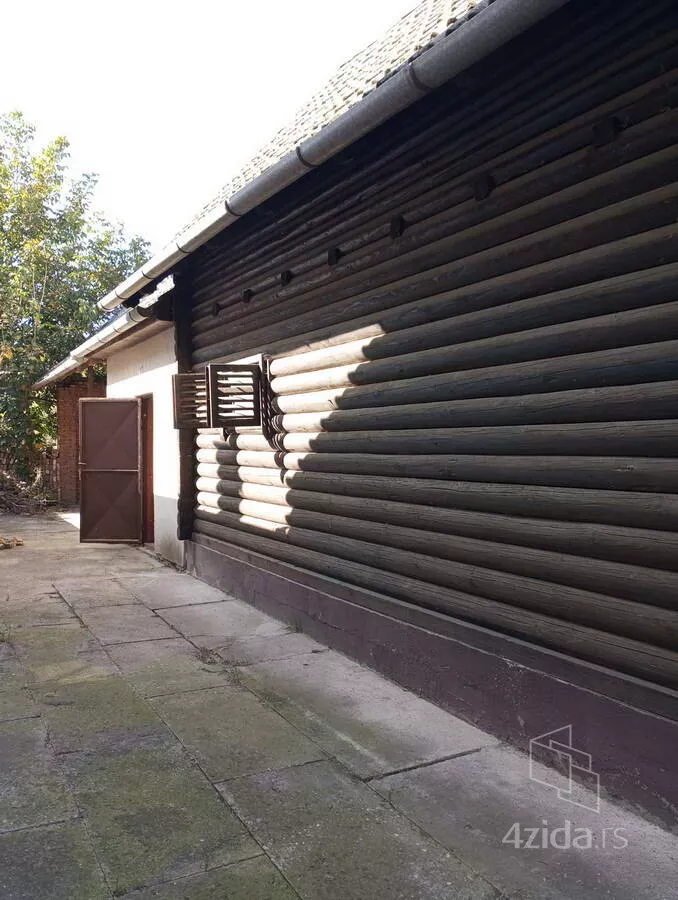 Lokal | 4zida