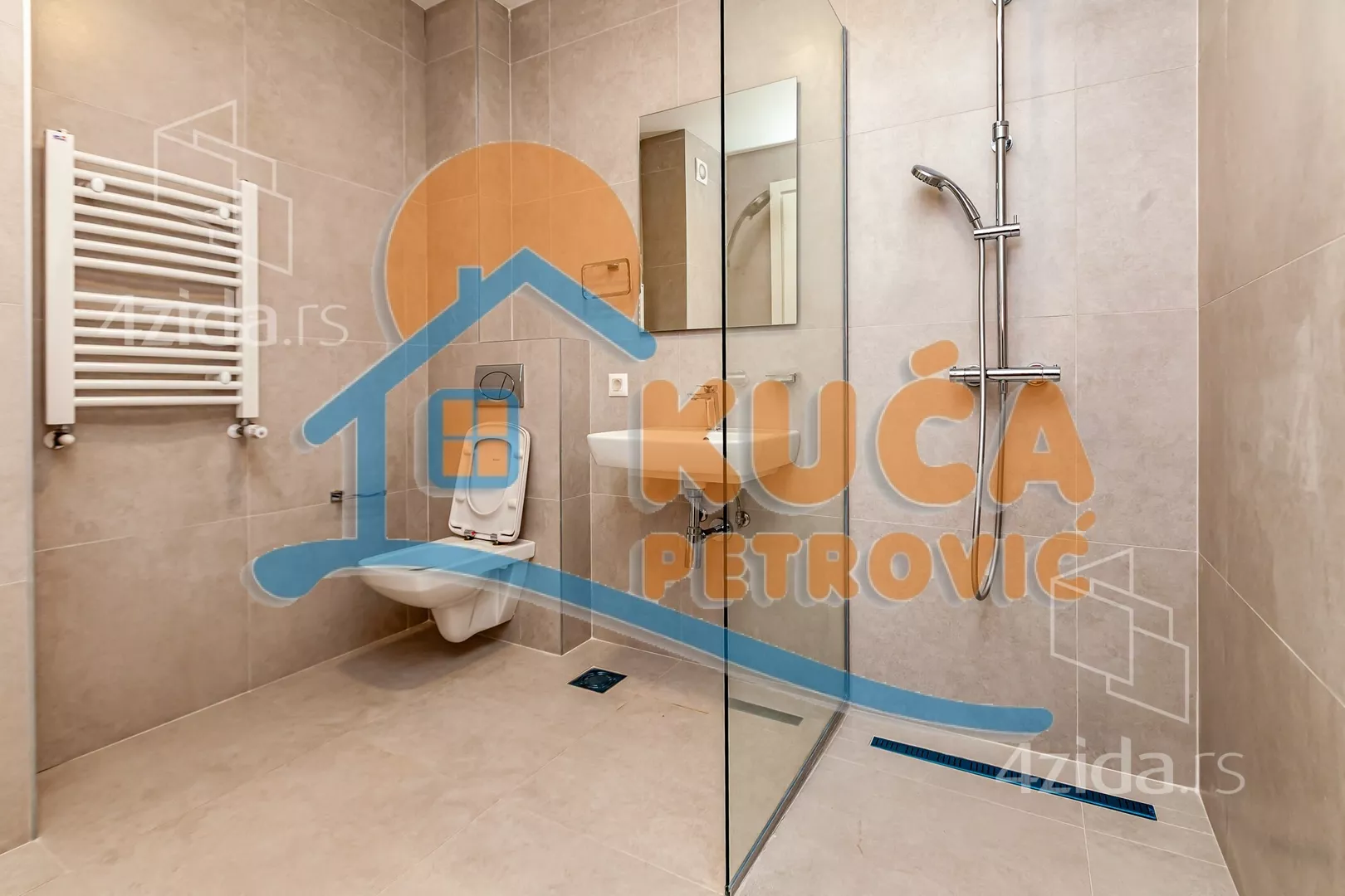 Troiposoban stan | 4zida