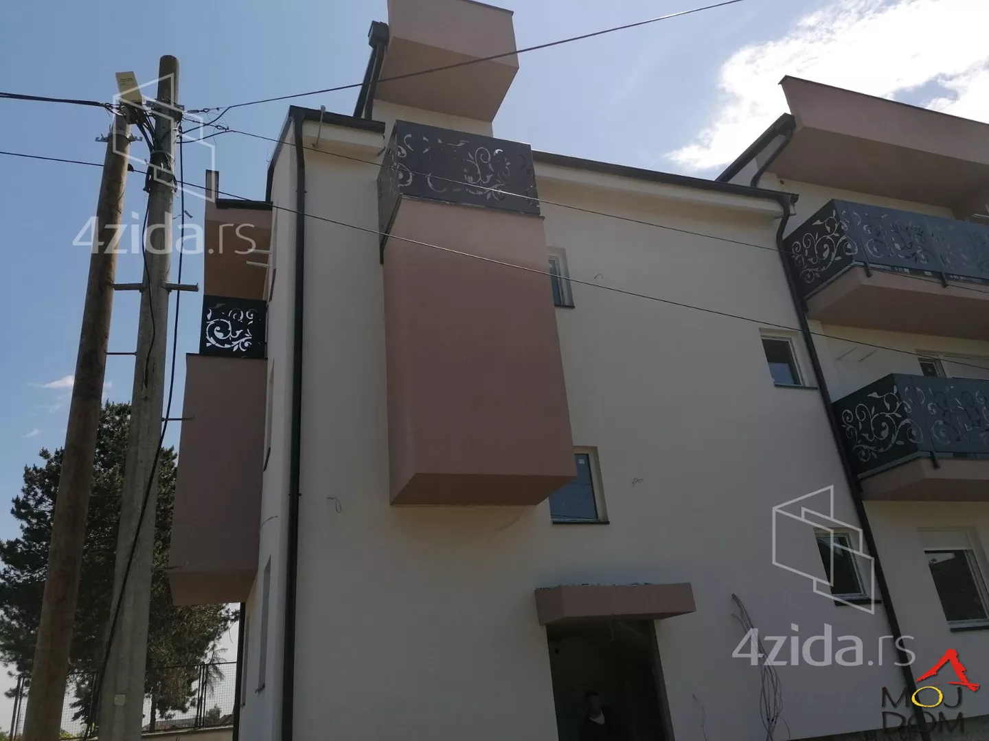 Jednoiposoban stan | 4zida