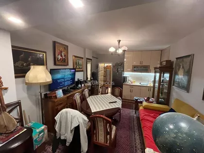 Emilije Jakšić | 4zida.rs