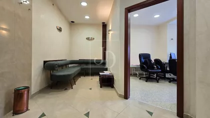 Klinički Centar | 4zida.rs