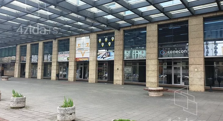 Poslovni prostor | 4zida