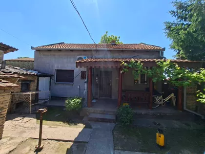 Mali Radanovac | 4zida.rs