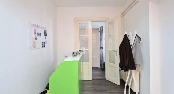 Šestosoban stan | 4zida