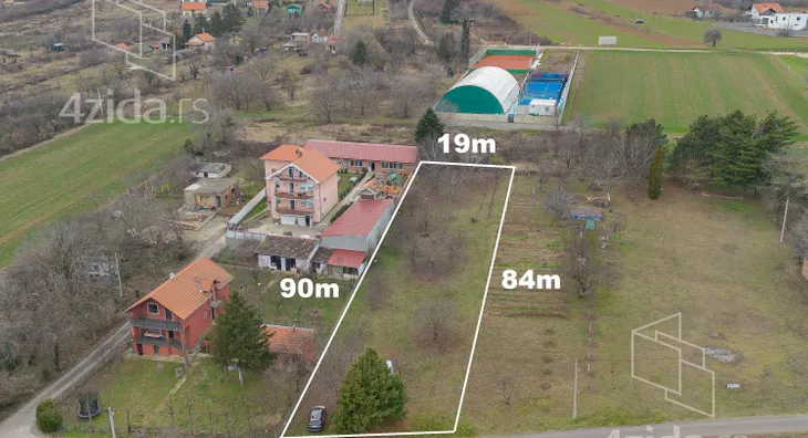 Građevinsko zemljište | 4zida