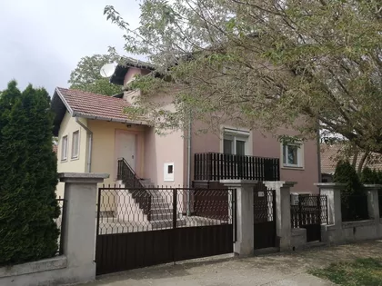 Mali Bajmok | 4zida.rs