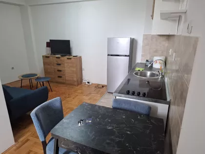 Crveni Krst | 4zida.rs