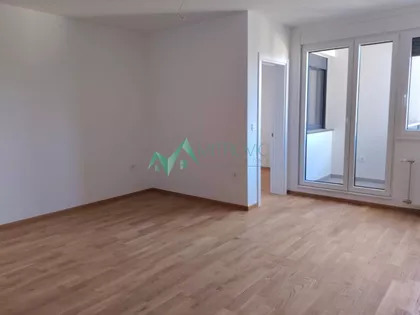 Bulevar Patrijarha Pavla (Somborski Bulevar) | 4zida.rs