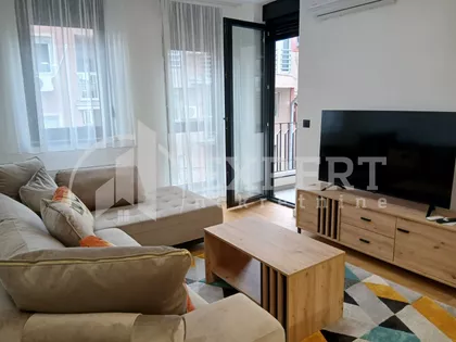 Marije Bursać | 4zida.rs