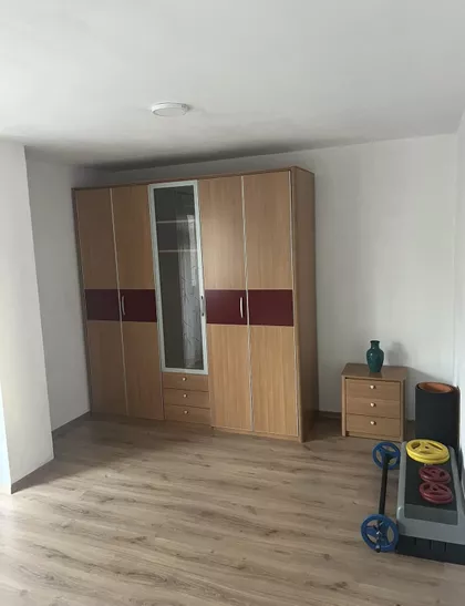 Zorice Božović | 4zida.rs