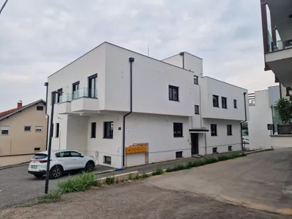 Popovica | 4zida.rs
