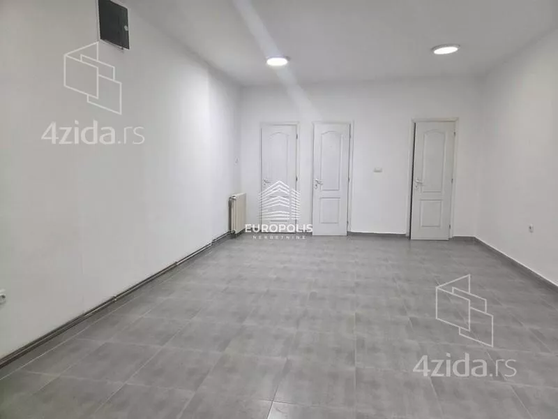 Lokal | 4zida
