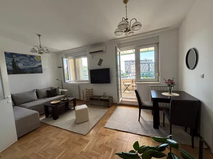 Autokomanda | 4zida.rs