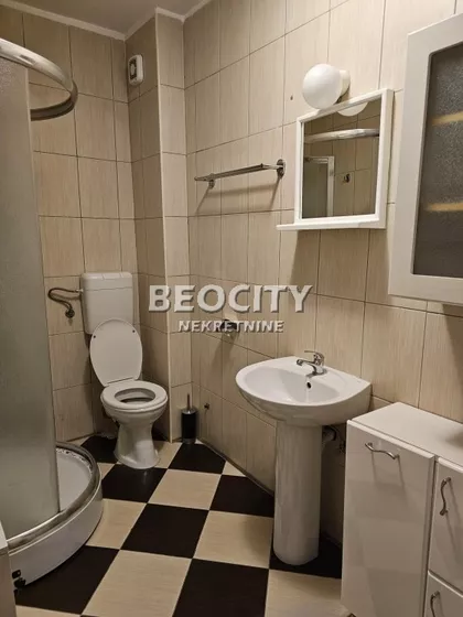 Mome Stanojlovića | 4zida.rs