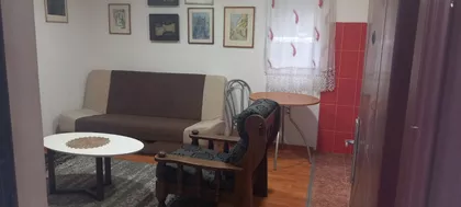 Krajiška 81 b | 4zida.rs