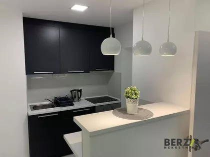 Železnička stanica | 4zida.rs