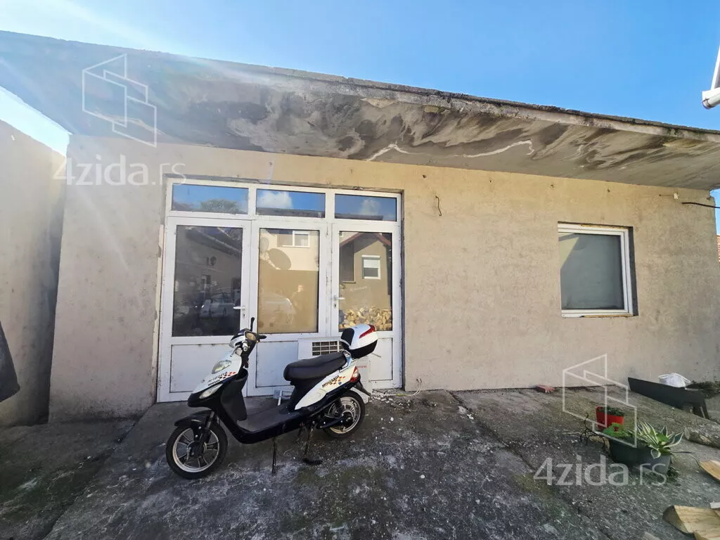 Poslovni prostor | 4zida