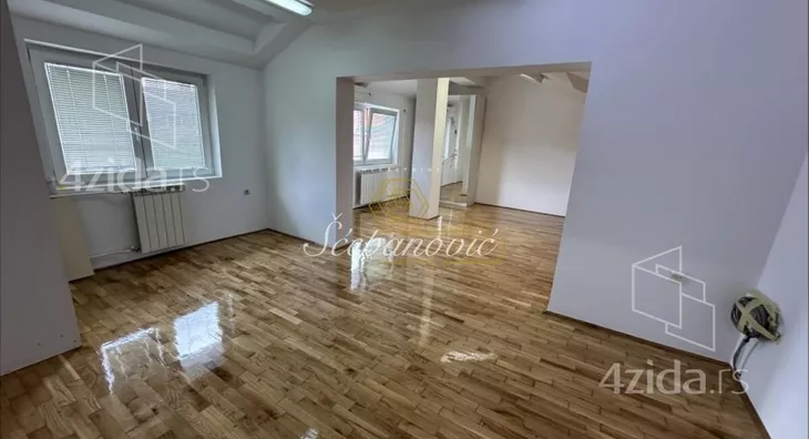 Kancelarija | 4zida