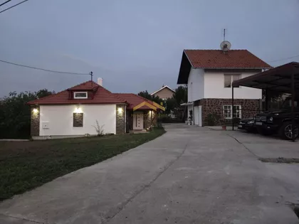 Čerević | 4zida.rs
