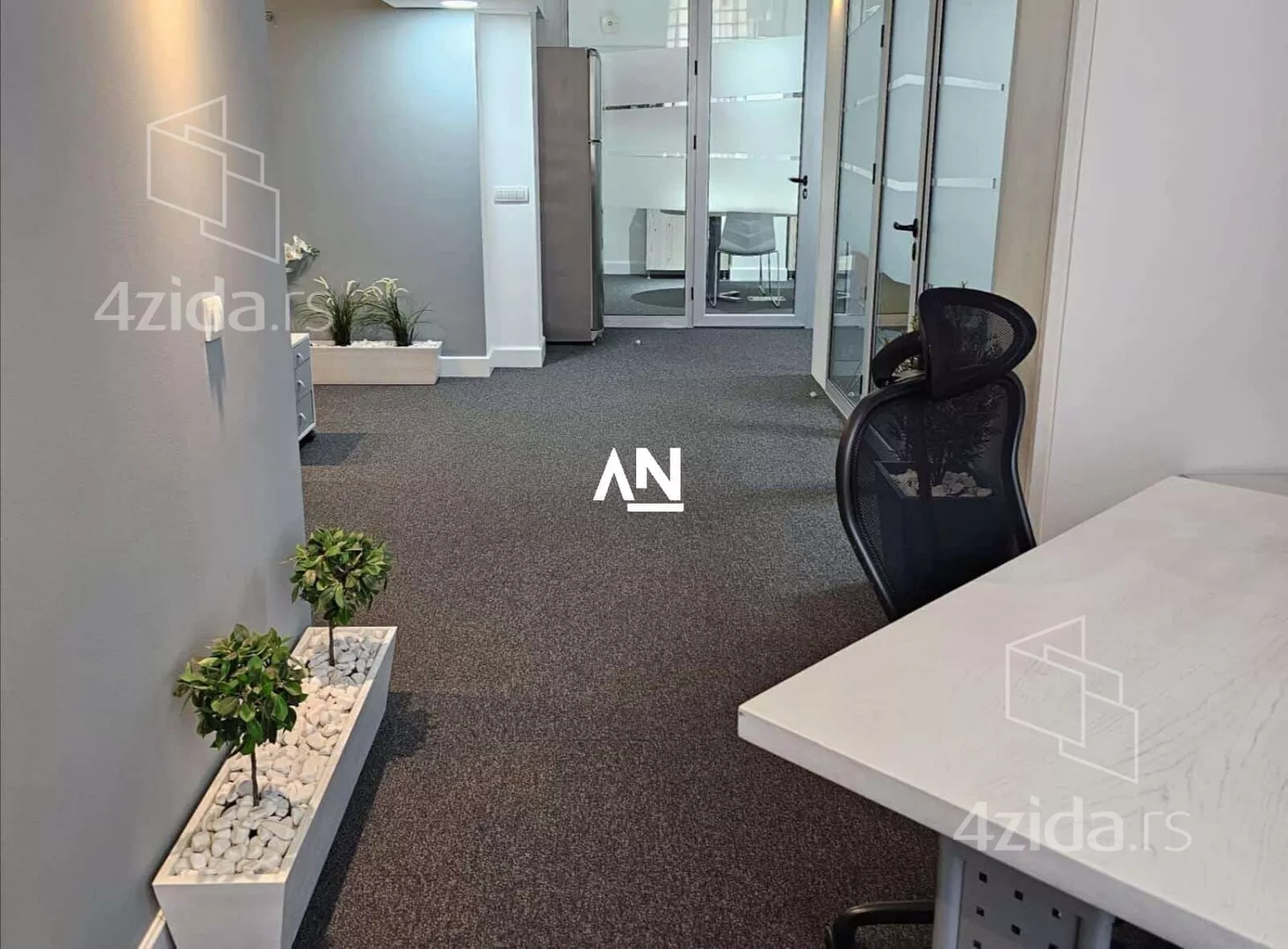 Poslovni prostor | 4zida