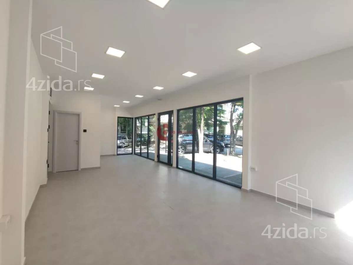 Poslovni prostor | 4zida