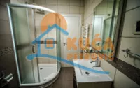 Lokal | 4zida